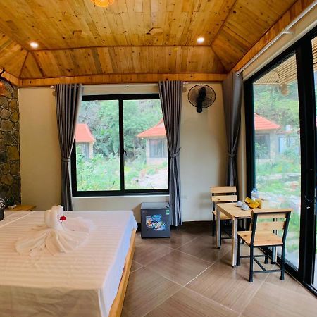 Trang An Peaceful Homestay นิญบิ่ญ ภายนอก รูปภาพ